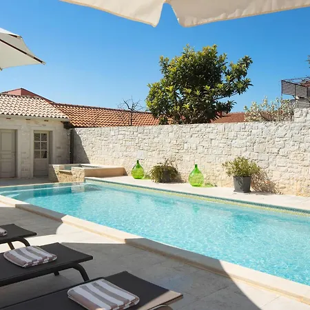 Prázdninový dům Salute *