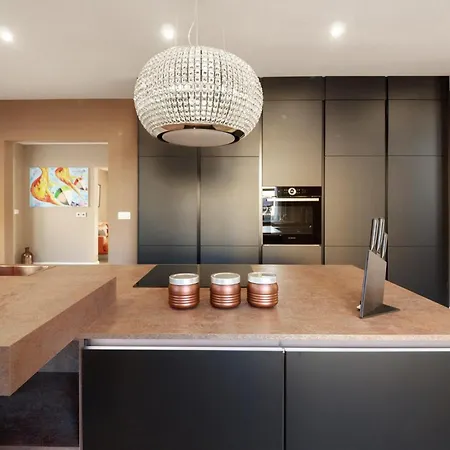 Semesterbostad Salute